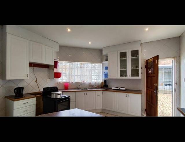 4 BEDROOM HOUSE FOR SALE IN PRIMROSE